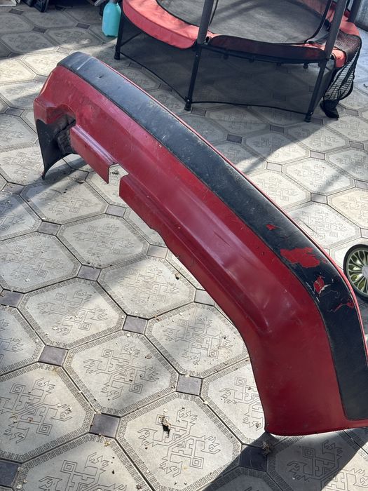 Оригинальный бампер на ауди 80