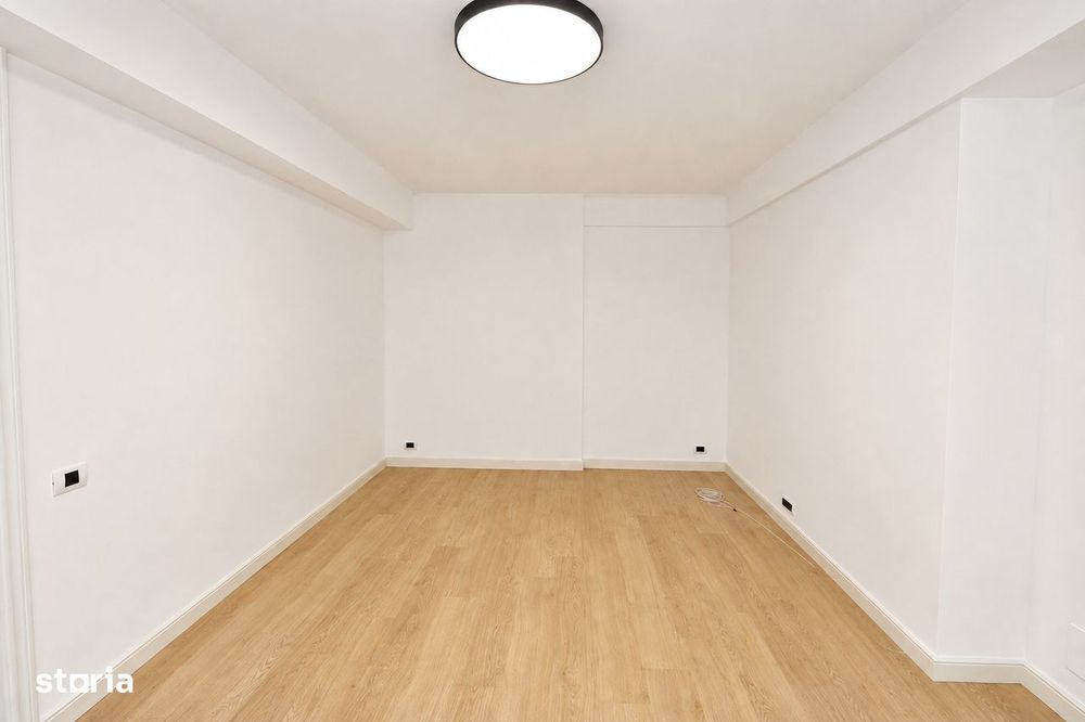 Apartament cu 3 Camere Potrivit pentru Birou - Victoriei — fotografia 3