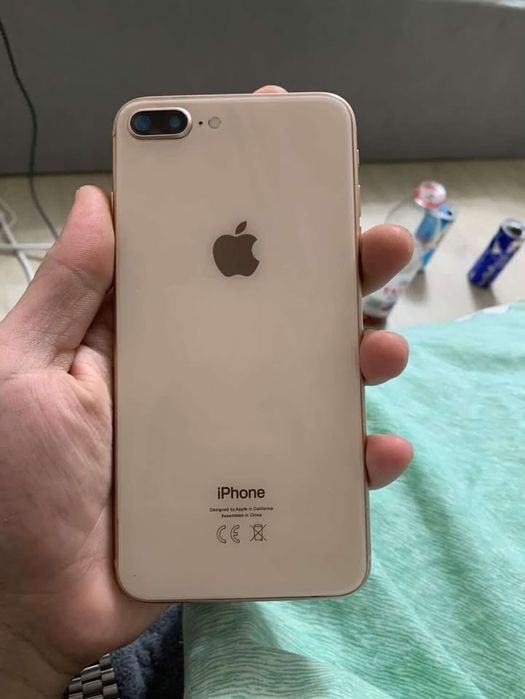 Продам айфон 8+ 64 гб