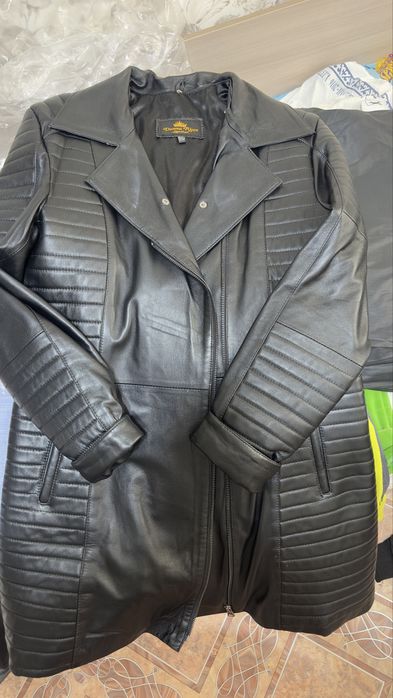 Продам  пальто! Натуральная кожа