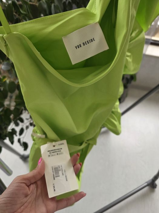 Уникална зелена рокля