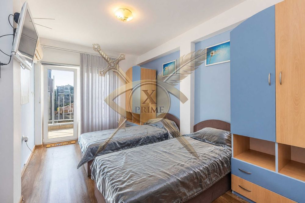 Дава се под наем Четиристаен апартамент в Варна, Център - 150 кв.м за 1200 € - Снимка #3