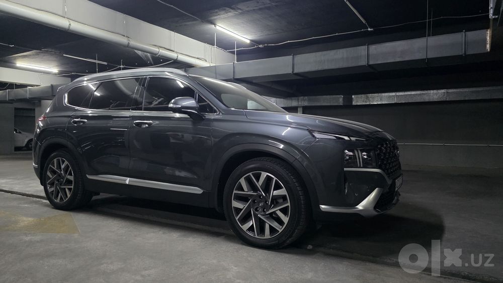Автомобиль Hyundai "Santa Fe" 2023