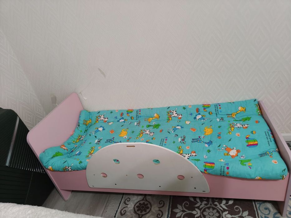 Продам детскую кровать