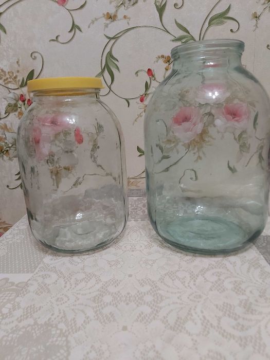 Подам банки для солений.