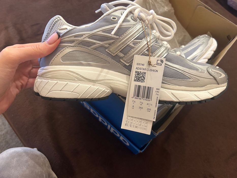 Спортни маратонки Adidas Cushion Adistar