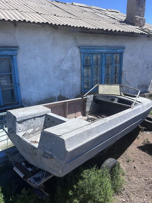 Продается Лодка Обьешка с мотором Yamaha 40