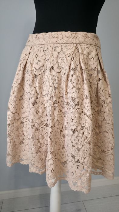 Fustă Midi H&M din Dantelă Florală Bej Pudrat, Mărime 40(potrivita si pt M)