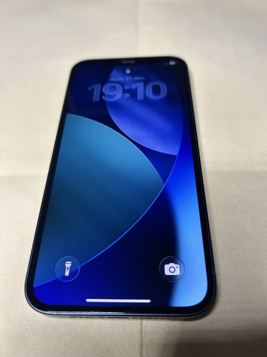 iPhone 12 black 64GB