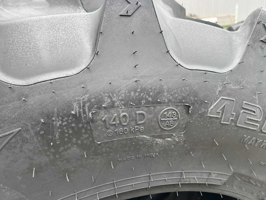 Marca CEAT cauciucuri noi 420/85R30 radiale pentru tractor spate