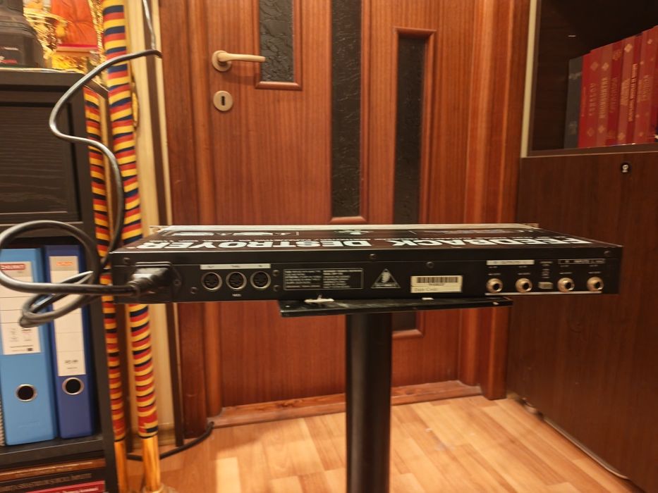 Behringer Feedback Destroyer Model DSP 1100,