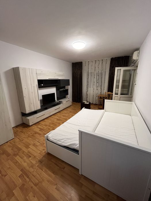 Garsoniera de inchiriat sector 3