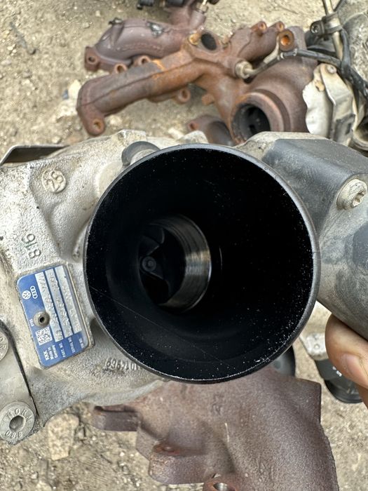 Турбо компресор турбина KKK 03l253056 g Audi Skoda Vw код CFF passat 7