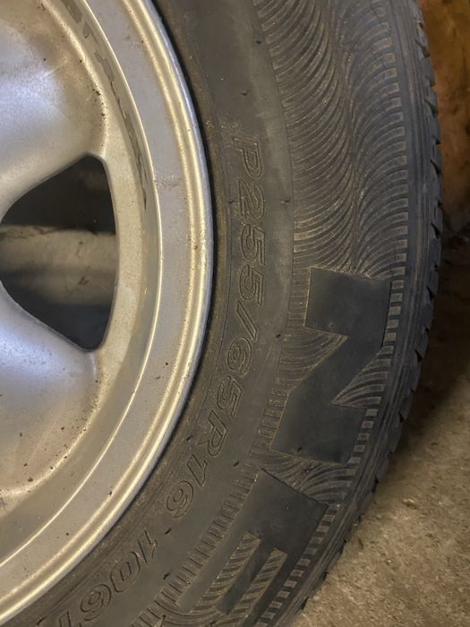 4 jante cu cauciucuri land rover