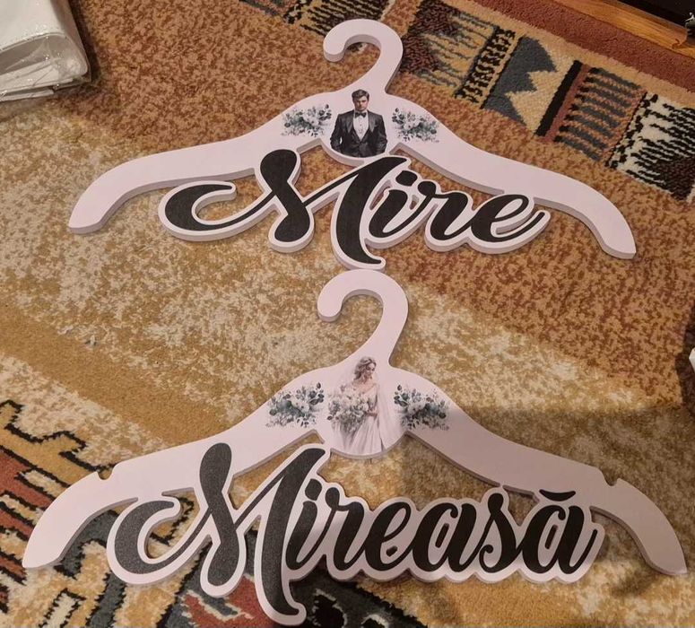 Umerase mire si mireasa