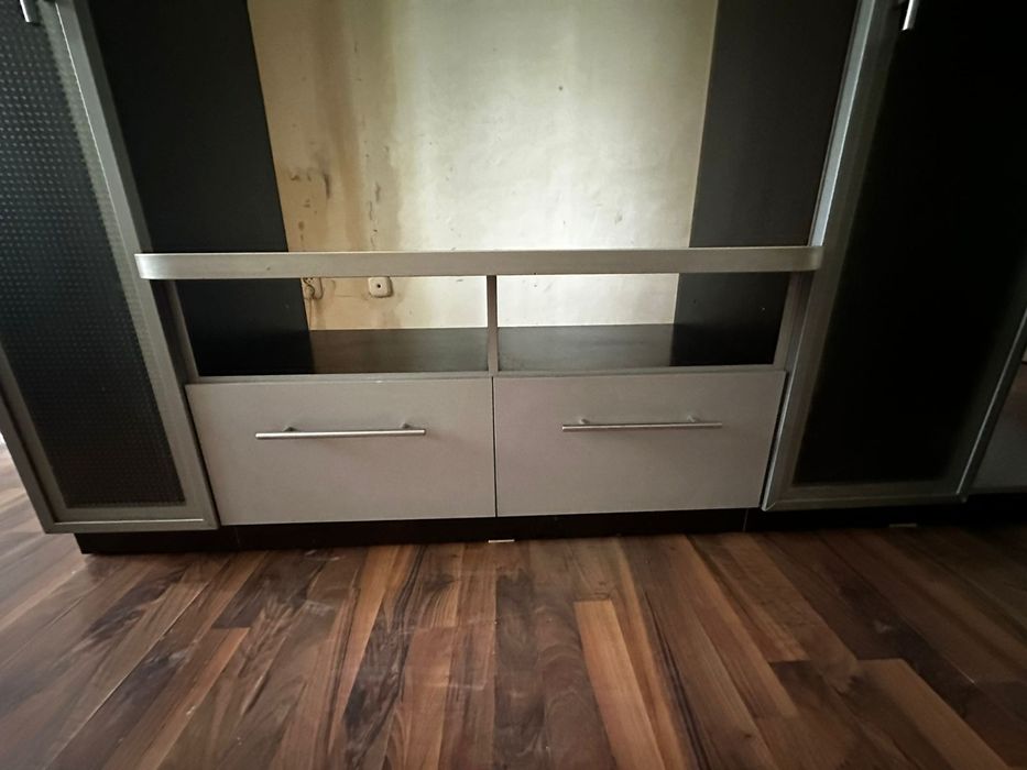 ТВ тумба, б/у. Продается за 35.000 тг