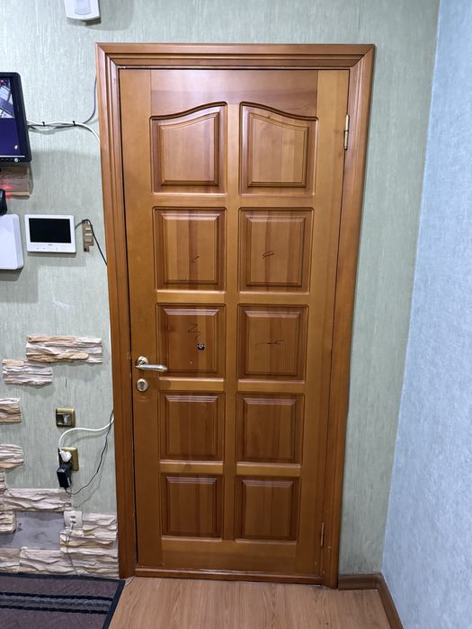 Продам дверные блоки