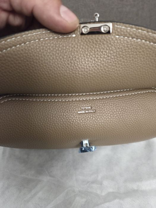 Дамска чантаToteme чанта
