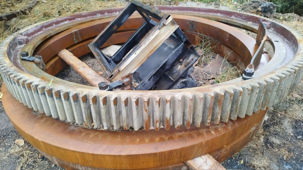 Венец хар хил турдаги бандажлар бор