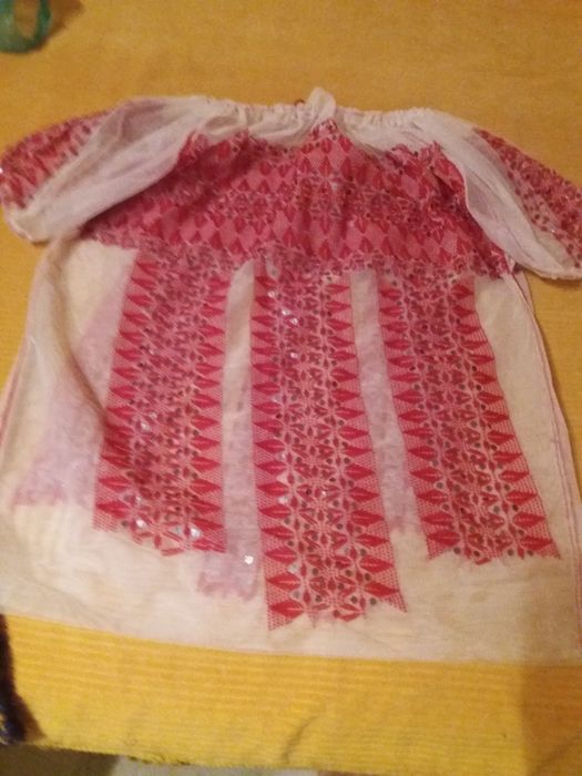 Mileuri macrame și gherghef,costume croșetate,stergare