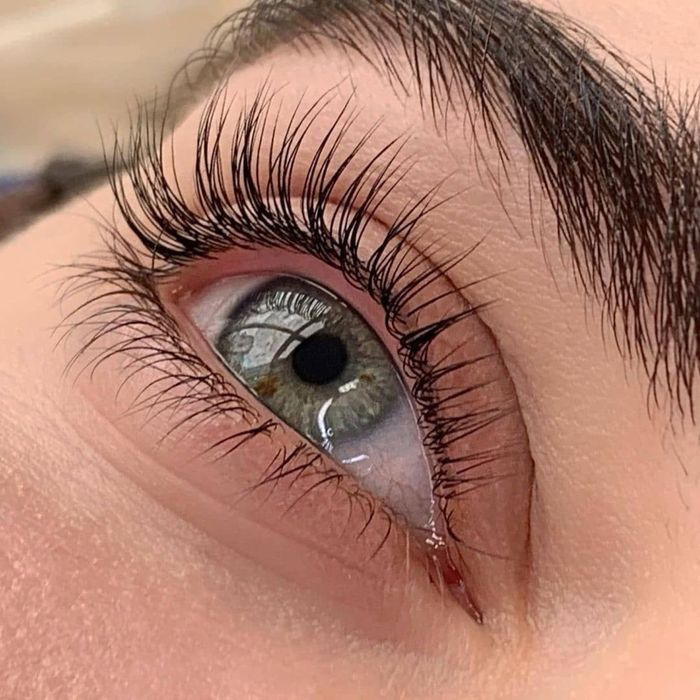 Ламинироварие ресниц и бровей