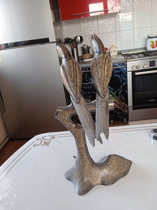 Статуэтка материал-бронза