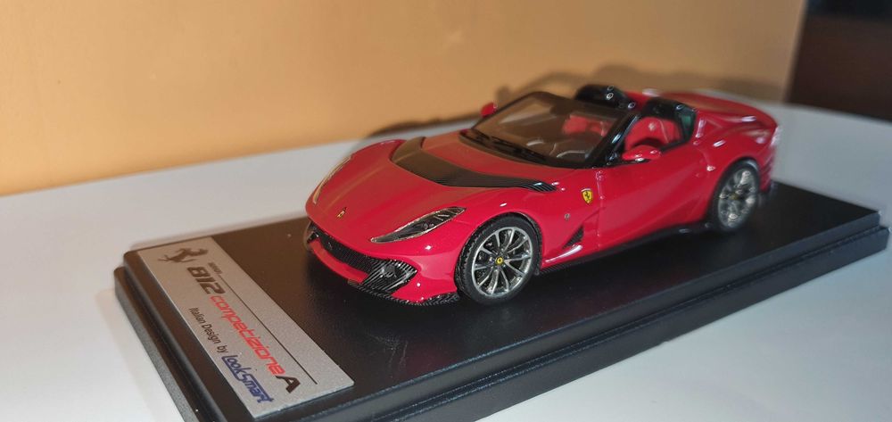 Machete Looksmart 1:43 Ferrari si Lamborghini (525 RON bucata)