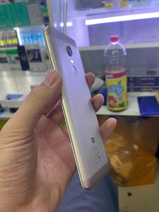 Redmi 5+ в хорошем состоянии