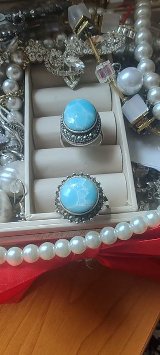 Пръстени ларимар и двата за 130 лв