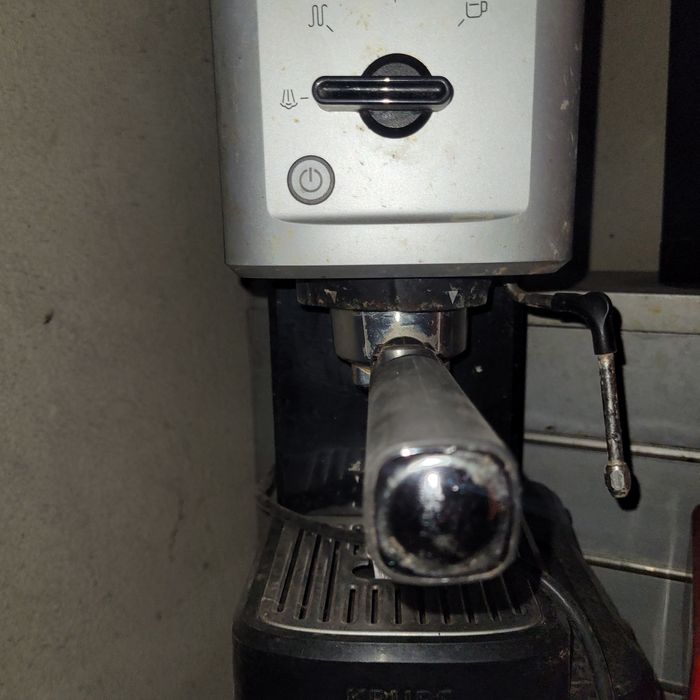 Кафемашини на части.