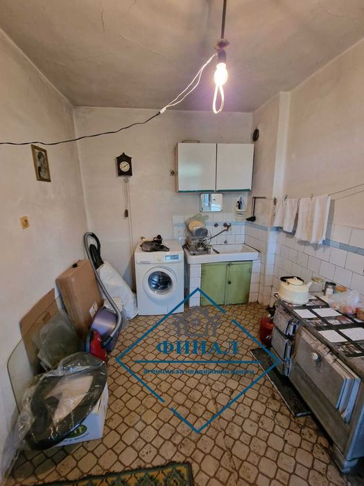 Продава се Къща в с. Кюлевча, Област Шумен - 100 кв.м за 419 €/кв.м - Снимка #2