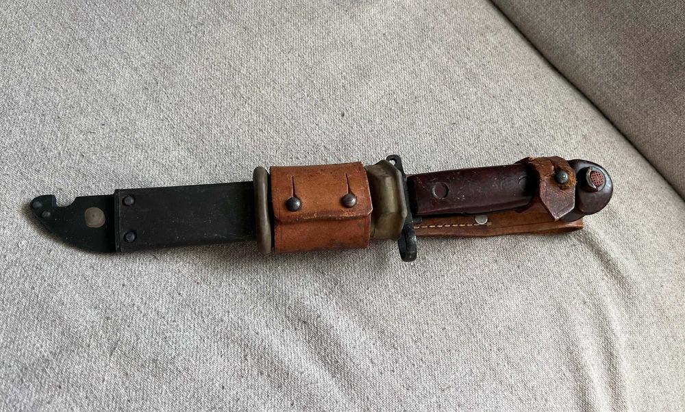 Baionetă militară AKM cu teacă și toc piele original MAPN colecție