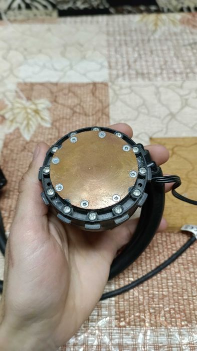 NZXT Kraken G10 + 120mm AIO