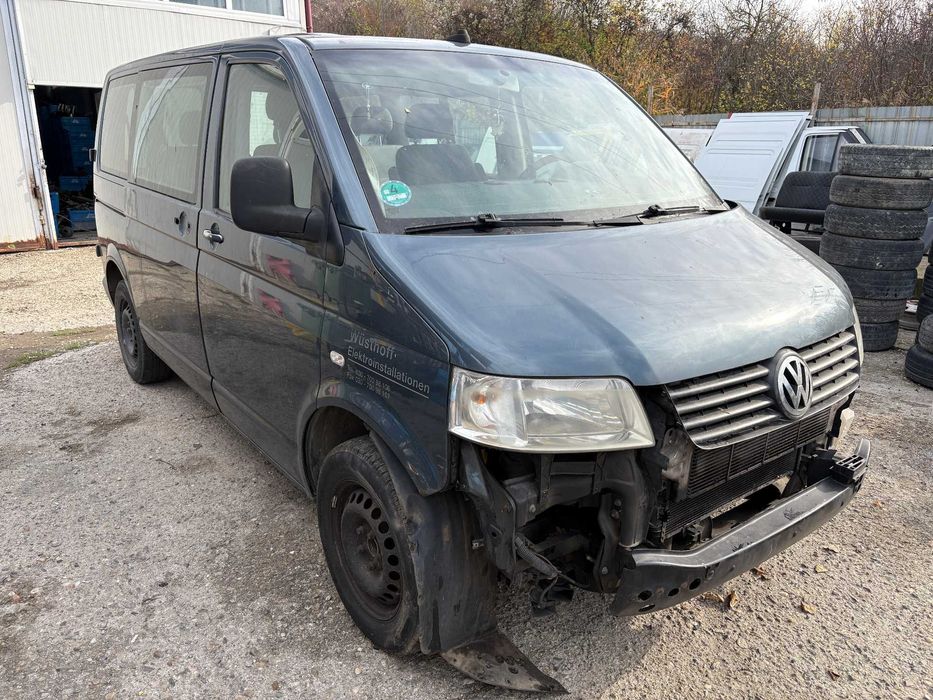 Chiuloasa Vibrochen Bloc motor Piston Baie VW T5 CARAVELLE 2.5TDI 2008