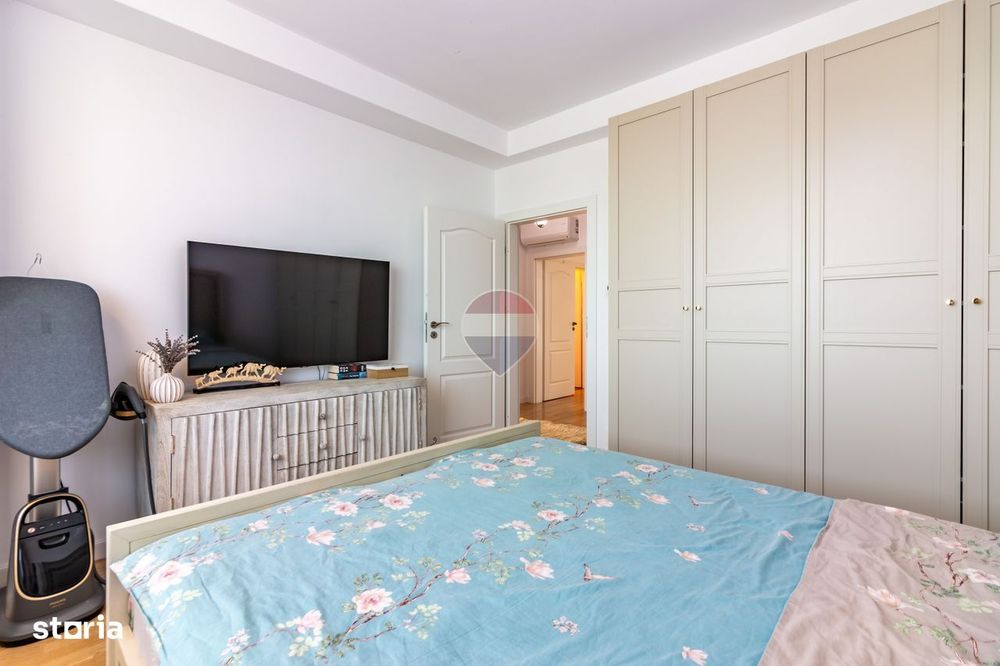 Casă / Vilă cu 5 camere de vanzare in Mogosoaia, 200 m pana la padure