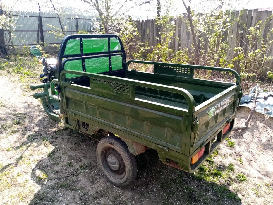 Triciclu electric MoveEco Cargo 500