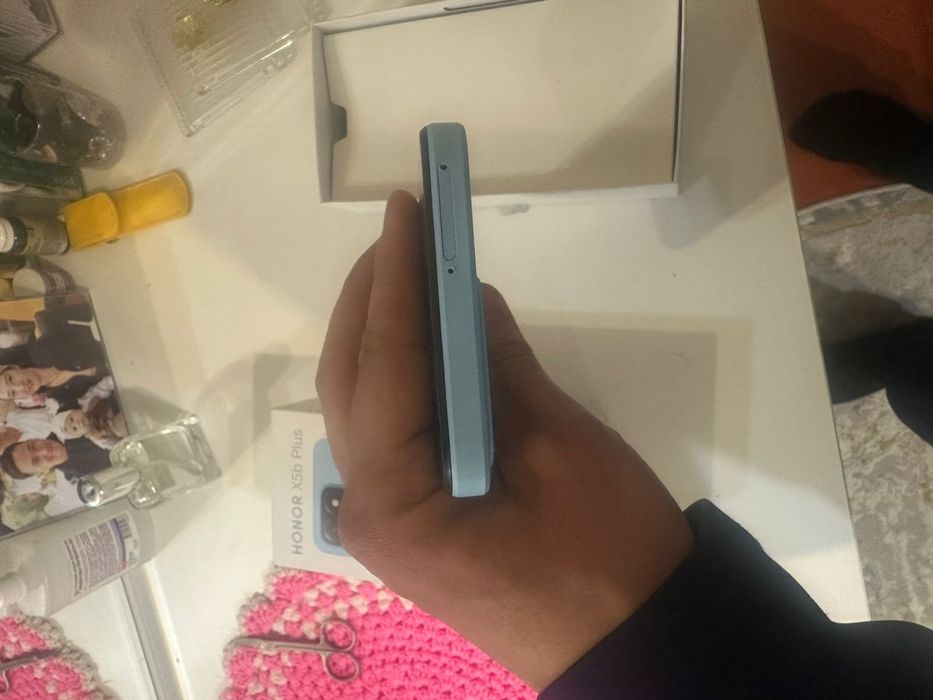 Срочно продается телефон Хонор Х5