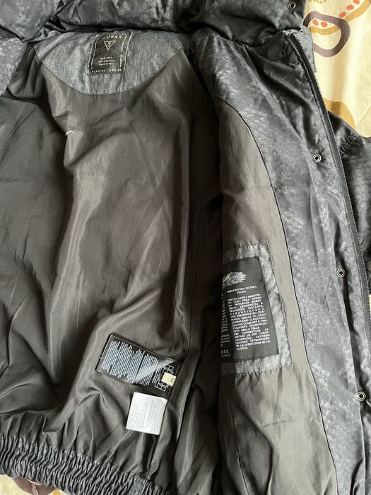 Дамско яке Guess