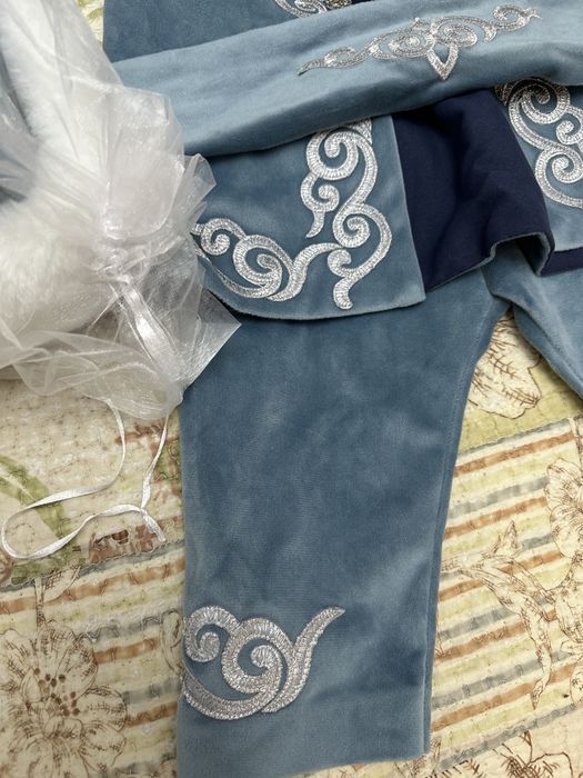 Костюм для мальчика на годик