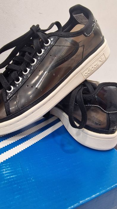 Дамски маратонки номер 36 2/3 Адидас