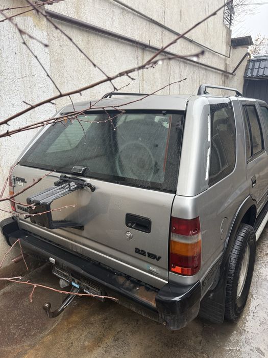 Опель Фронтера без двигателя