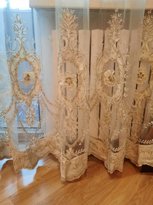 Продам тюль 3Д.  8м