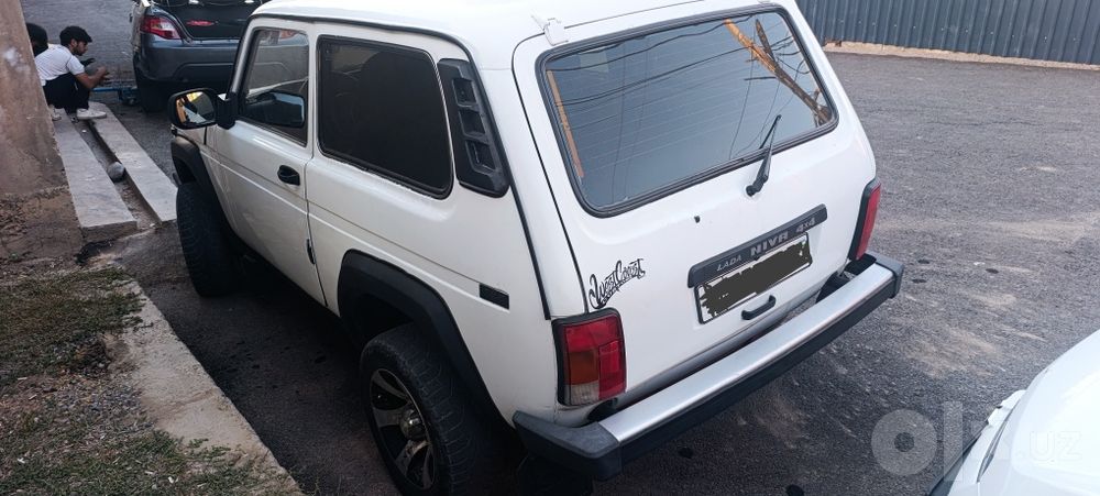 Niva 1985 yilgi 1.800 $