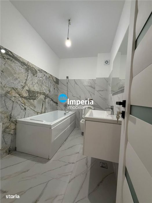 Apartament 3 camere,intabulat, 71 mp, bloc nou,Pacurari Rediu
