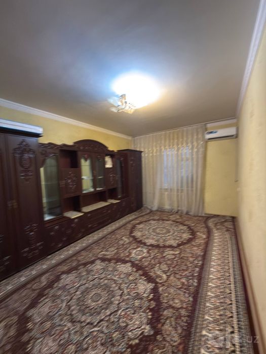 Аренда. 2 ком. квартира, 2/6/9. Сергели, Строитель (Quruvchi). Метро