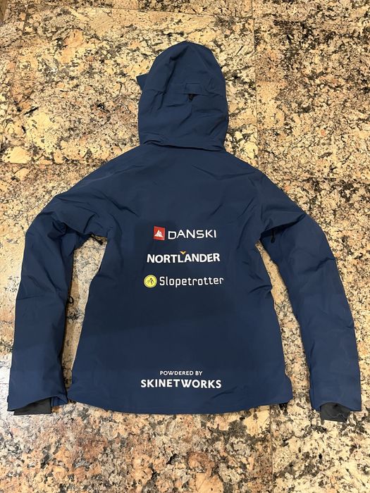 Дамско ски яке S размер Peak Performance