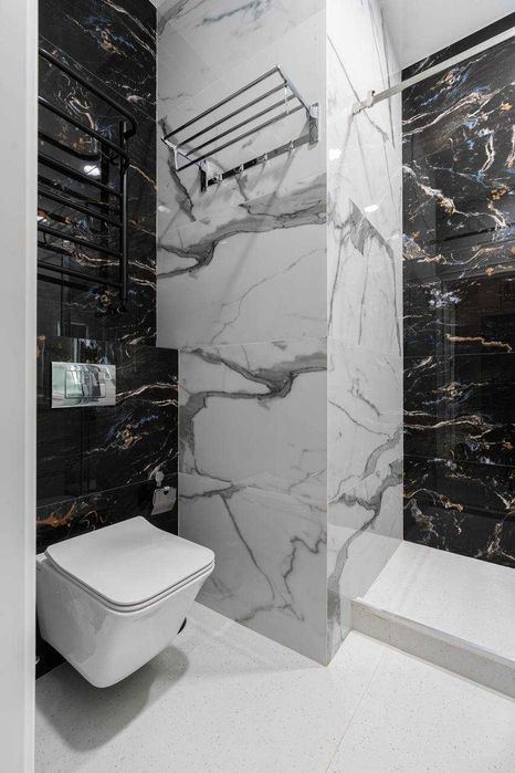 Ташкент сити Бульвар возле фонтана