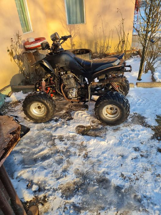 Vând ATV  250 C funcționează fără defecte