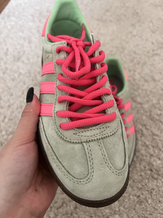 Кроссовки adidas spezial