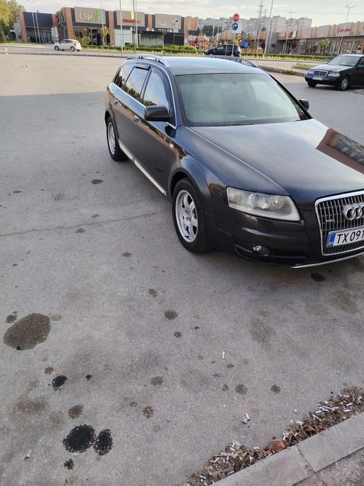 Audi A6 allroad, Десен волан